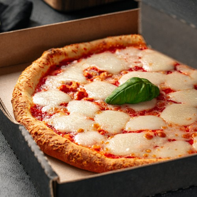 14" Margarita Pizza.